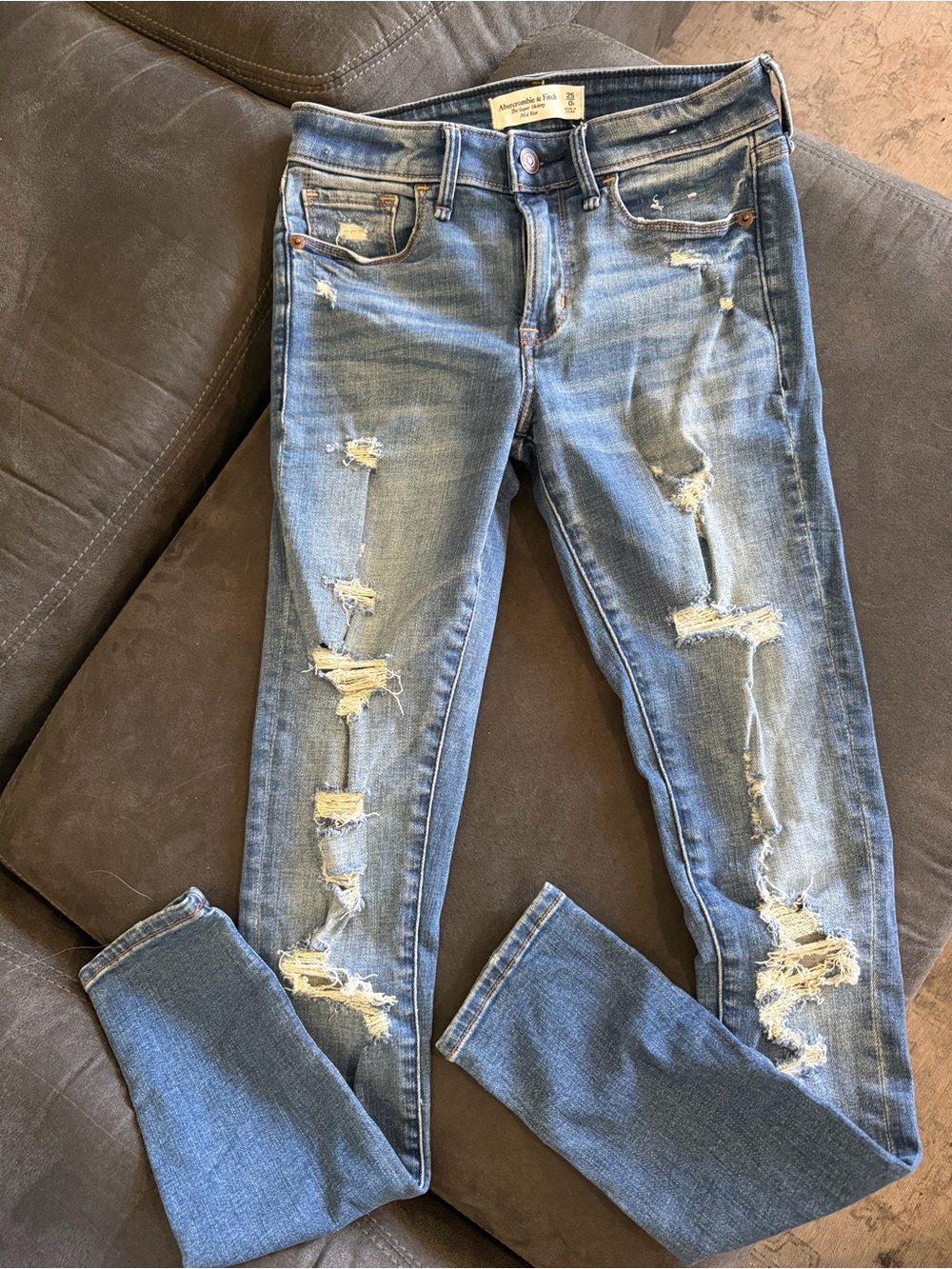 Abercrombie & Fitch Ripped Skinny Jeans - Light Blue Wash